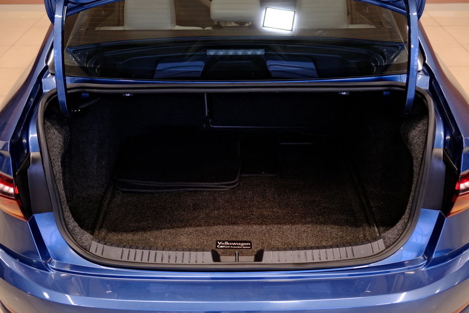 Продам Volkswagen Jetta 2019 года в Одессе