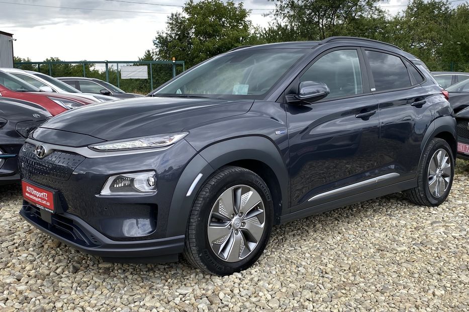 Продам Hyundai Kona 64kWhМакс.комплектація PREMIUM 2020 года в Львове