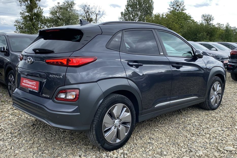 Продам Hyundai Kona 64kWhМакс.комплектація PREMIUM 2020 года в Львове