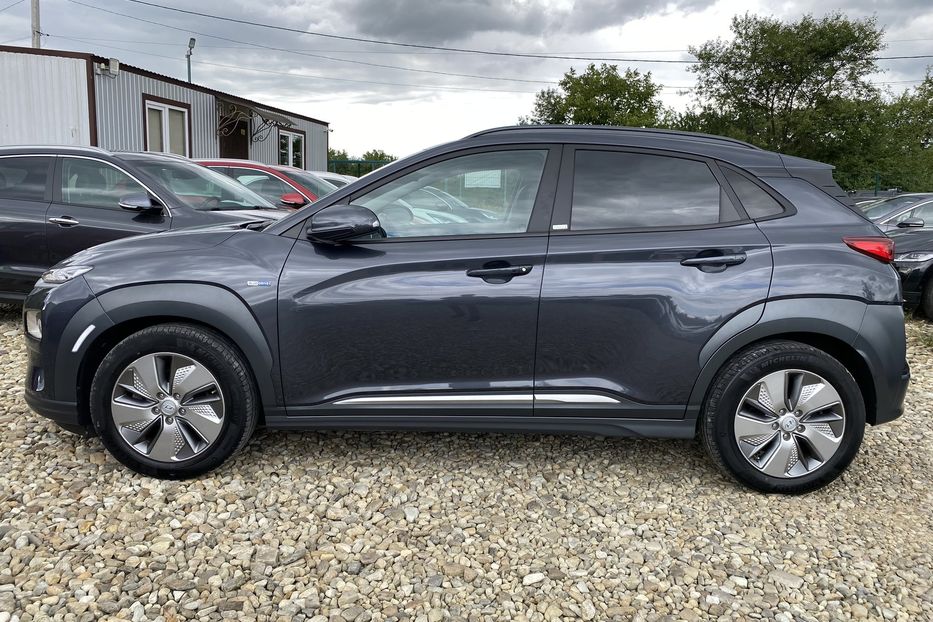 Продам Hyundai Kona 64kWhМакс.комплектація PREMIUM 2020 года в Львове