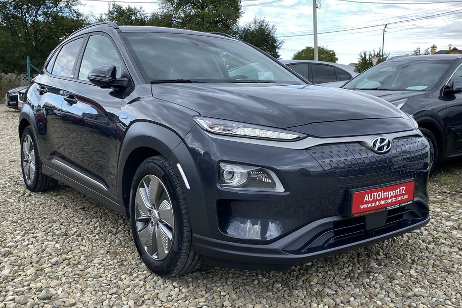 Продам Hyundai Kona 64kWhМакс.комплектація PREMIUM 2020 года в Львове