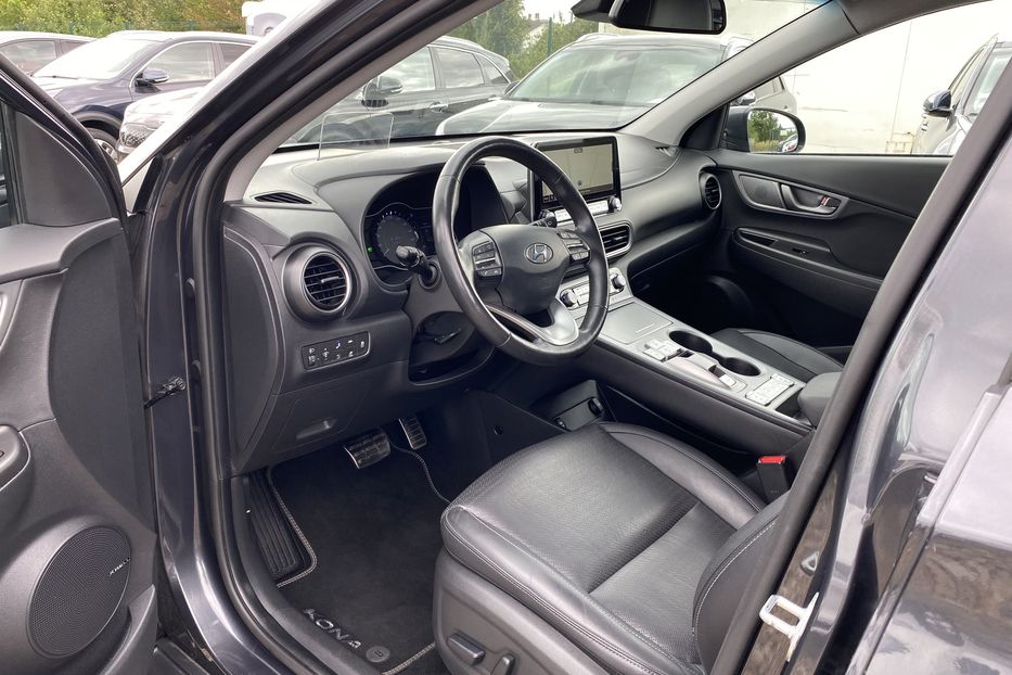 Продам Hyundai Kona 64kWhМакс.комплектація PREMIUM 2020 года в Львове