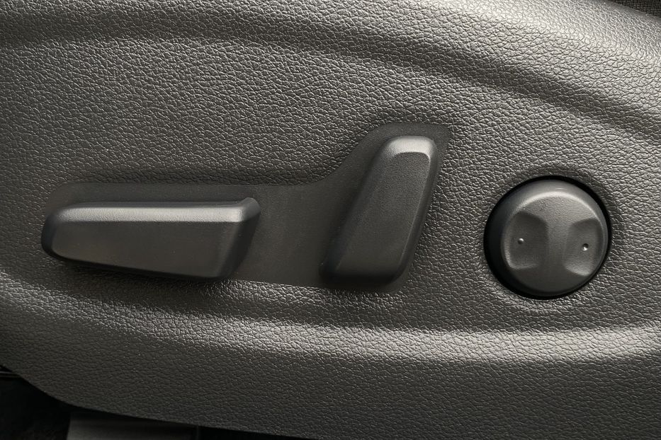 Продам Hyundai Kona 64kWhМакс.комплектація PREMIUM 2020 года в Львове