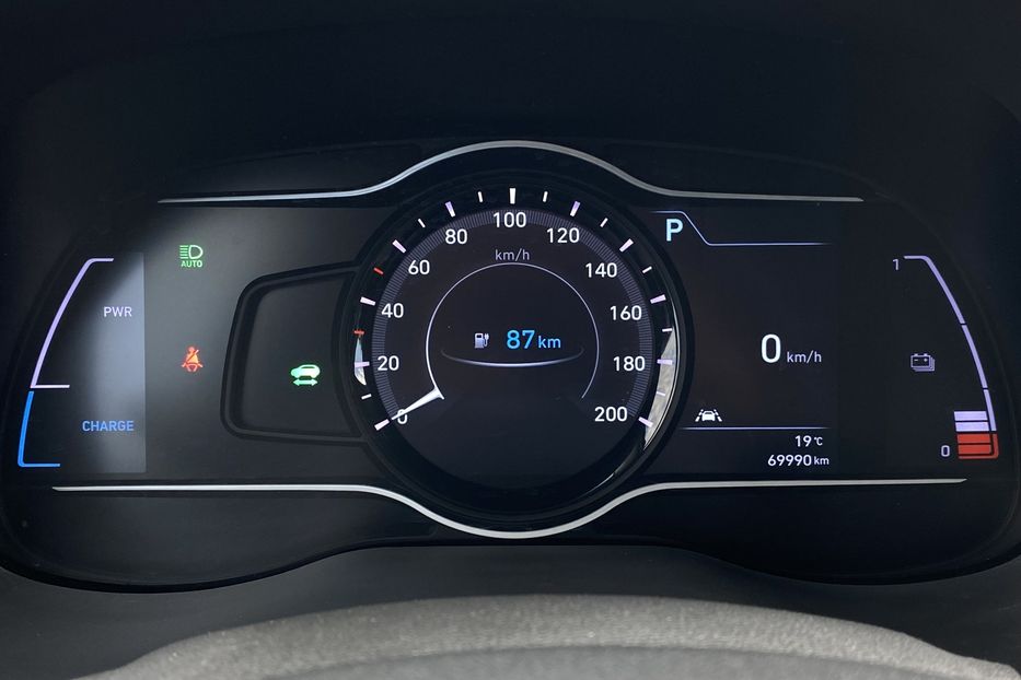 Продам Hyundai Kona 64kWhМакс.комплектація PREMIUM 2020 года в Львове