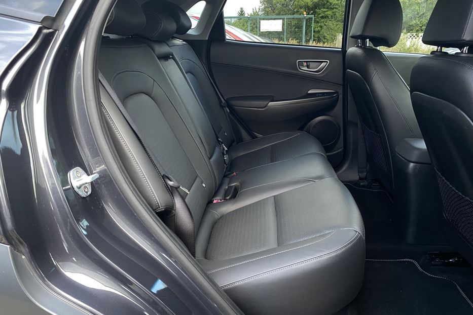 Продам Hyundai Kona 64kWhМакс.комплектація PREMIUM 2020 года в Львове