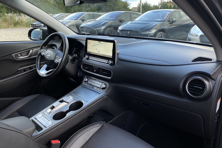 Продам Hyundai Kona 64kWhМакс.комплектація PREMIUM 2020 года в Львове