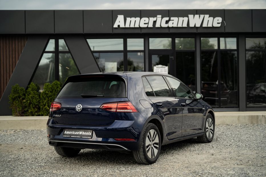 Продам Volkswagen e-Golf 2017 года в Черновцах