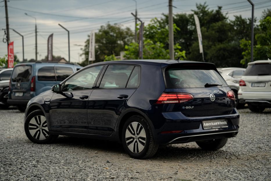 Продам Volkswagen e-Golf 2017 года в Черновцах