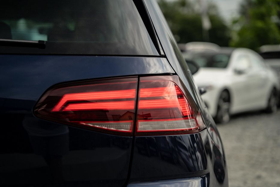 Продам Volkswagen e-Golf 2017 года в Черновцах