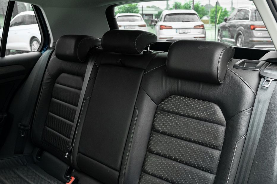 Продам Volkswagen e-Golf 2017 года в Черновцах