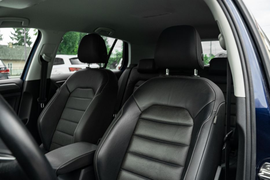 Продам Volkswagen e-Golf 2017 года в Черновцах