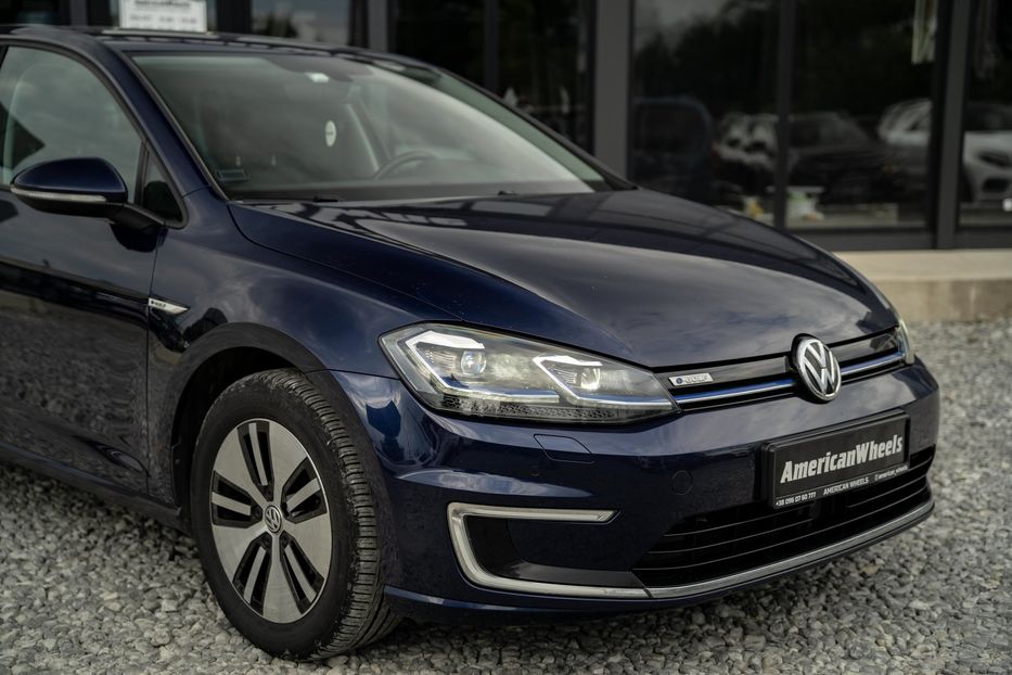 Продам Volkswagen e-Golf 2017 года в Черновцах