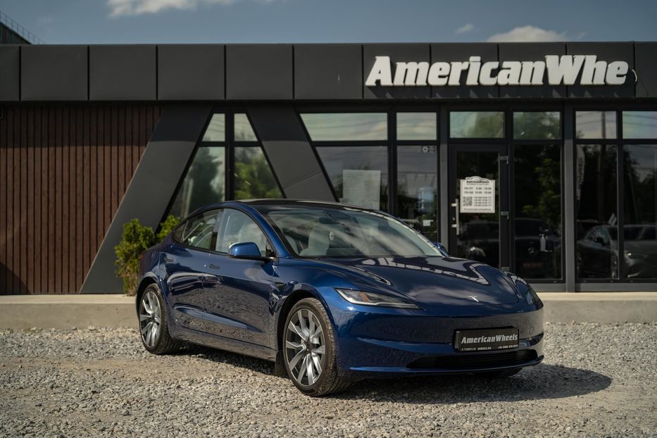 Продам Tesla Model 3 Long Range Dual Motor 2024 года в Черновцах