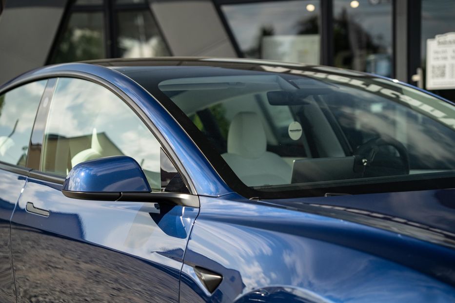 Продам Tesla Model 3 Long Range Dual Motor 2024 года в Черновцах