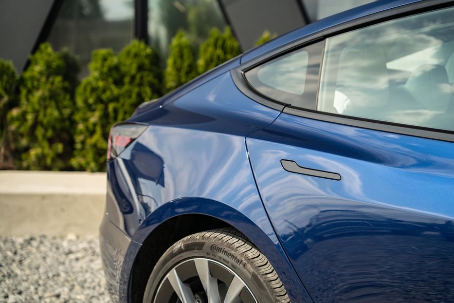 Продам Tesla Model 3 Long Range Dual Motor 2024 года в Черновцах
