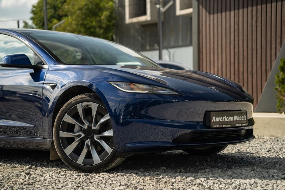 Продам Tesla Model 3 Long Range Dual Motor 2024 года в Черновцах