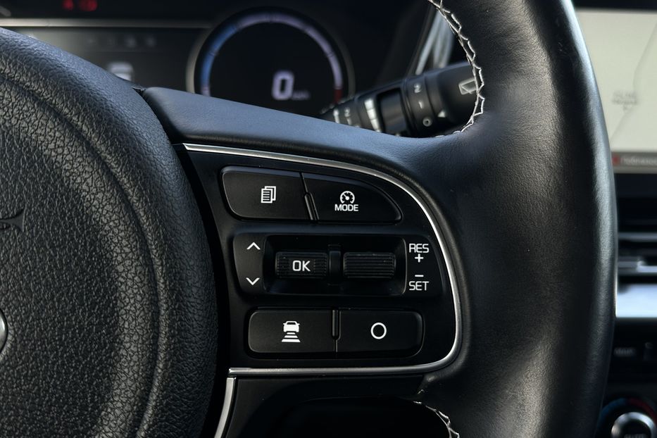 Продам Kia Niro 64 кВт Макс. комплектектація  2020 года в Львове