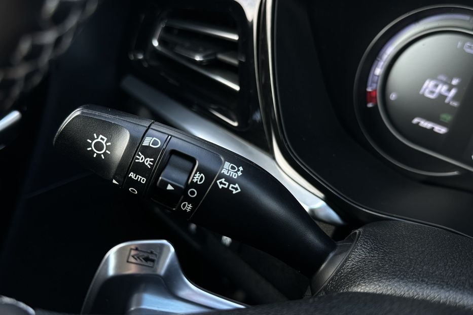 Продам Kia Niro 64 кВт Макс. комплектектація  2020 года в Львове