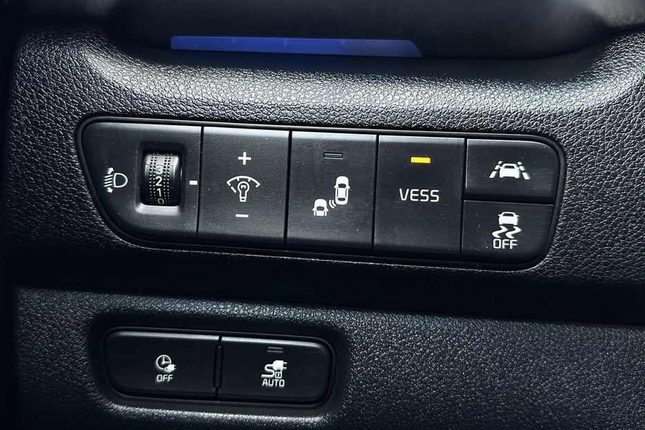 Продам Kia Niro 64 кВт Макс. комплектектація  2020 года в Львове