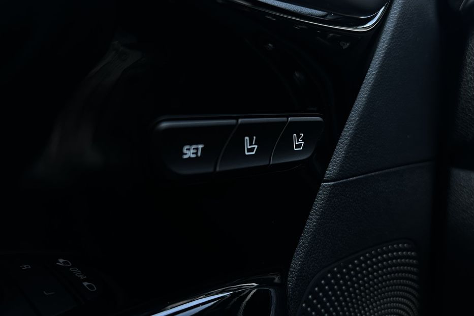 Продам Kia Niro 64 кВт Макс. комплектектація  2020 года в Львове