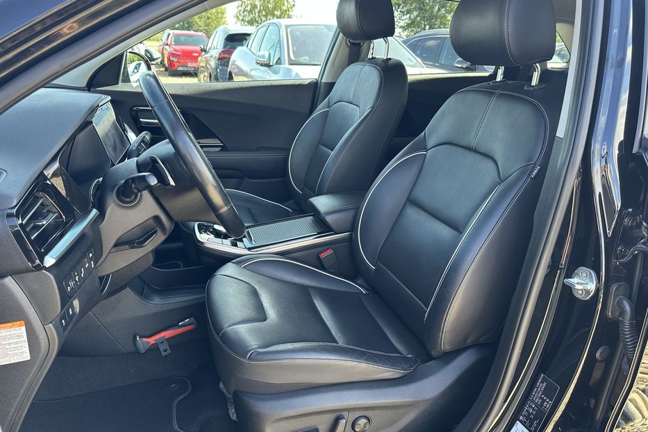 Продам Kia Niro 64 кВт Макс. комплектектація  2020 года в Львове
