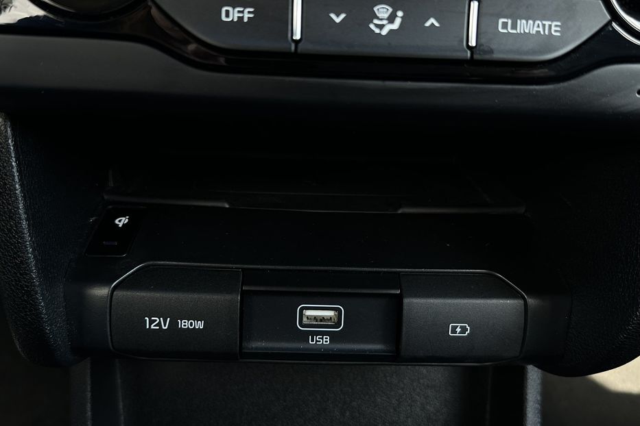 Продам Kia Niro 64 кВт Макс. комплектектація  2020 года в Львове
