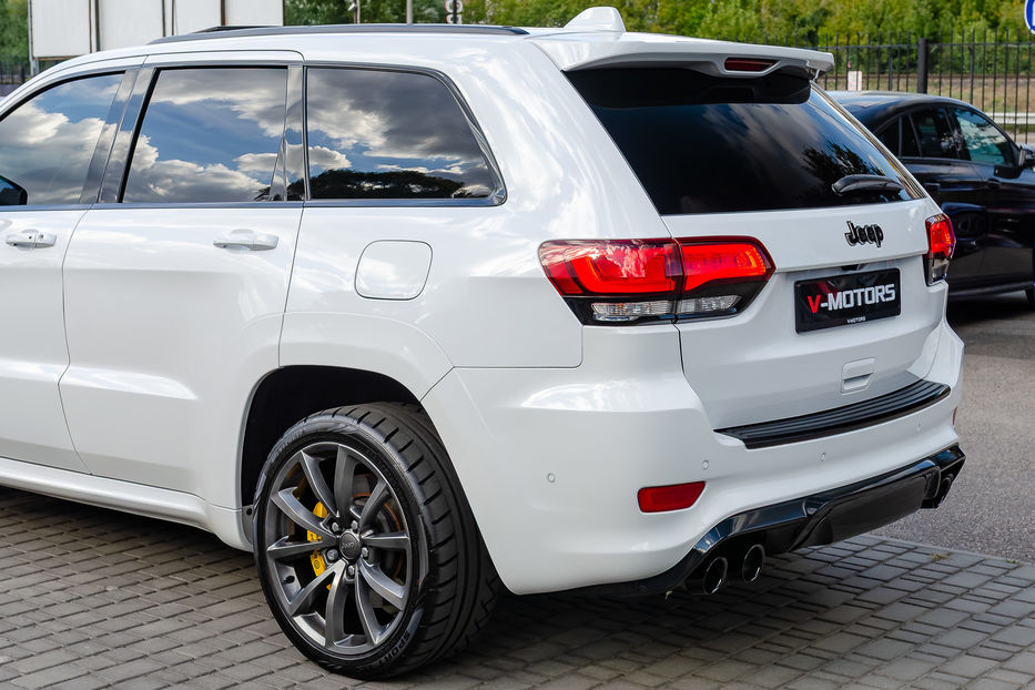 Продам Jeep Grand Cherokee Trackhawk 2018 года в Киеве