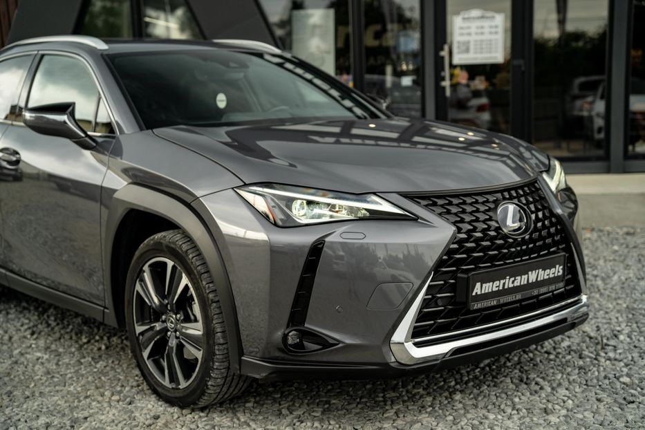 Продам Lexus CT UX 250h 2021 года в Черновцах