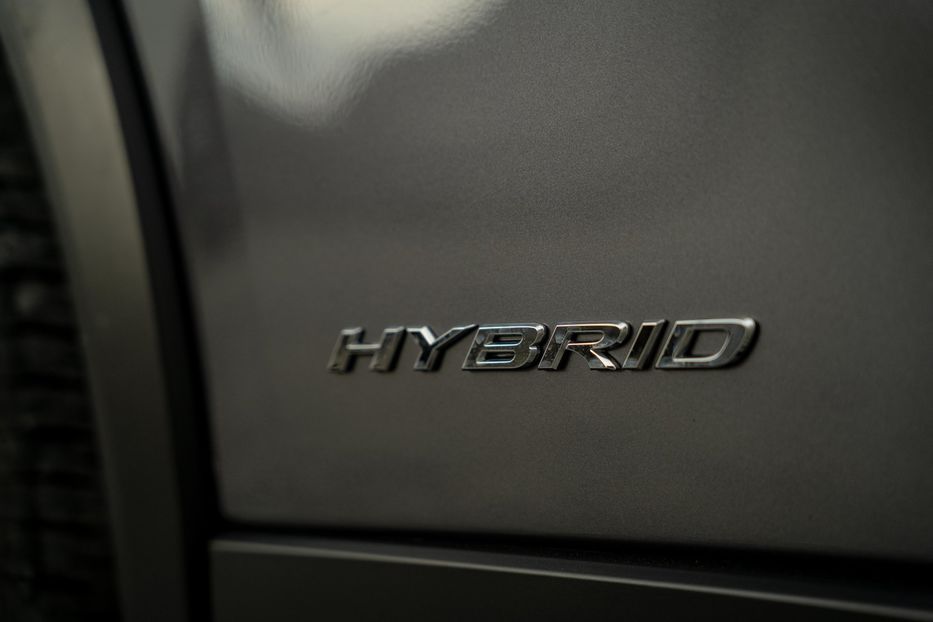 Продам Lexus CT UX 250h 2021 года в Черновцах