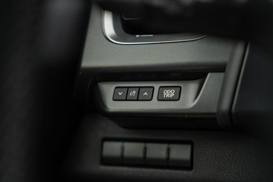 Продам Lexus CT UX 250h 2021 года в Черновцах