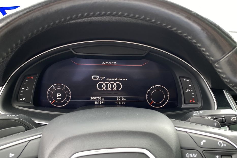 Продам Audi Q7 2016 года в Луцке