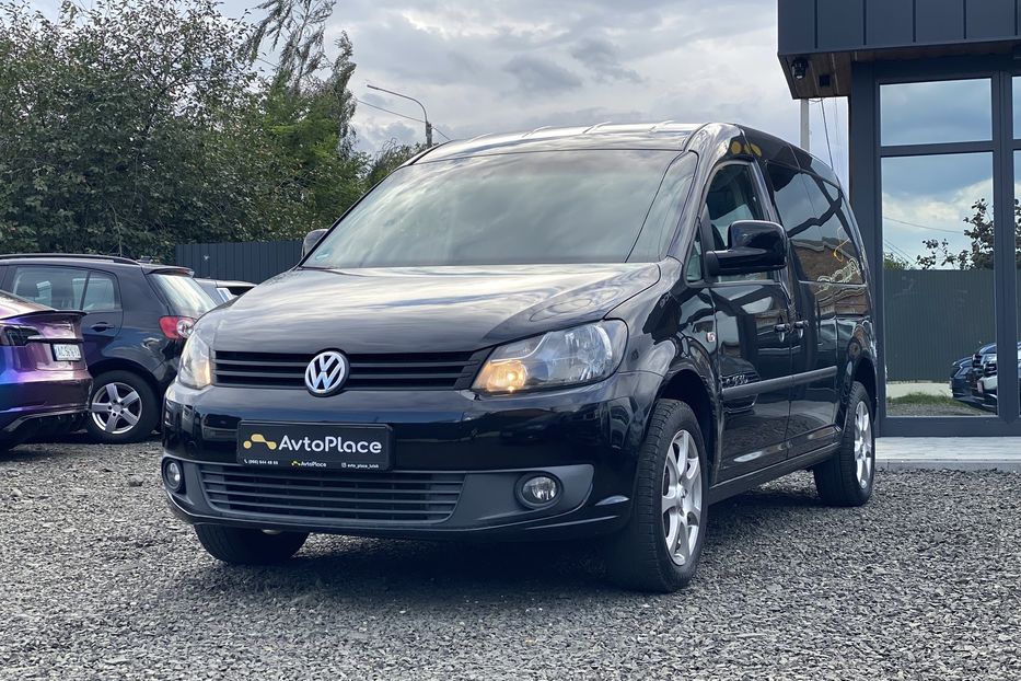 Продам Volkswagen Caddy пасс. Maxi 2010 года в Луцке