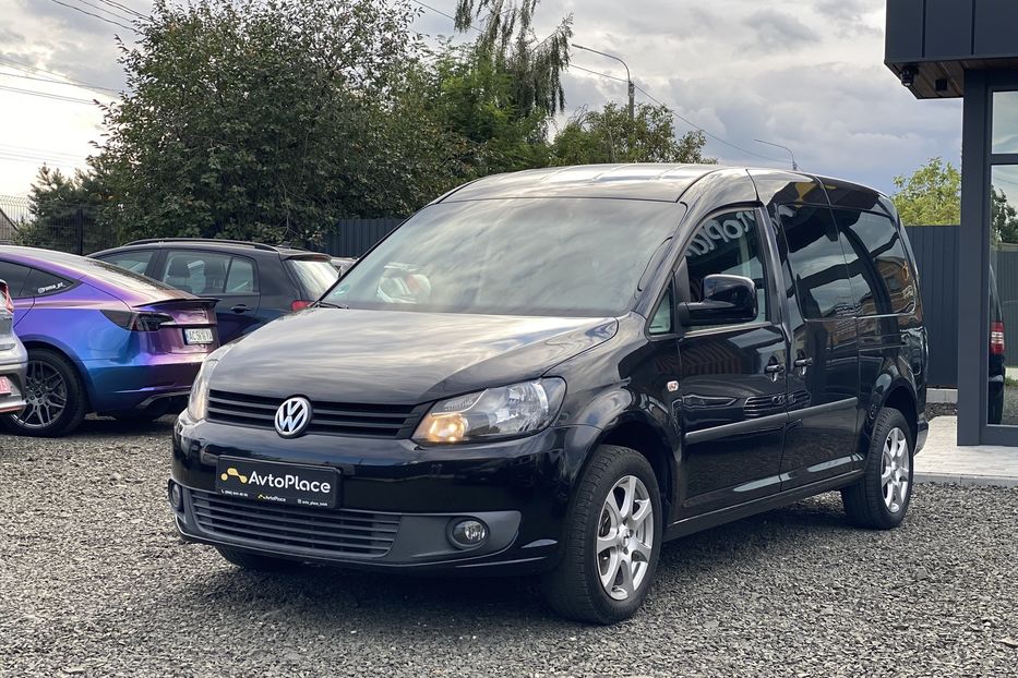 Продам Volkswagen Caddy пасс. Maxi 2010 года в Луцке