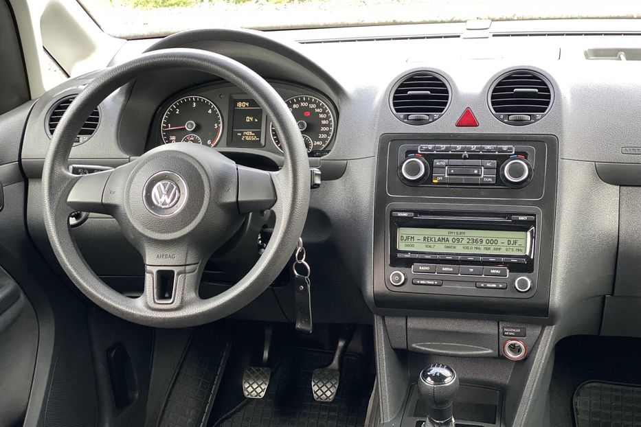 Продам Volkswagen Caddy пасс. Maxi 2010 года в Луцке