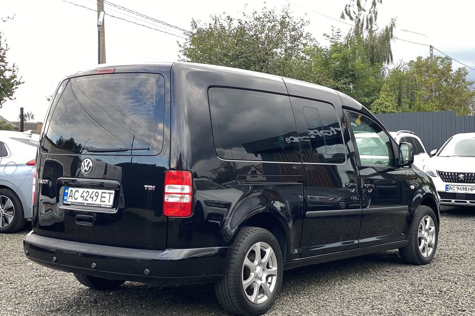 Продам Volkswagen Caddy пасс. Maxi 2010 года в Луцке