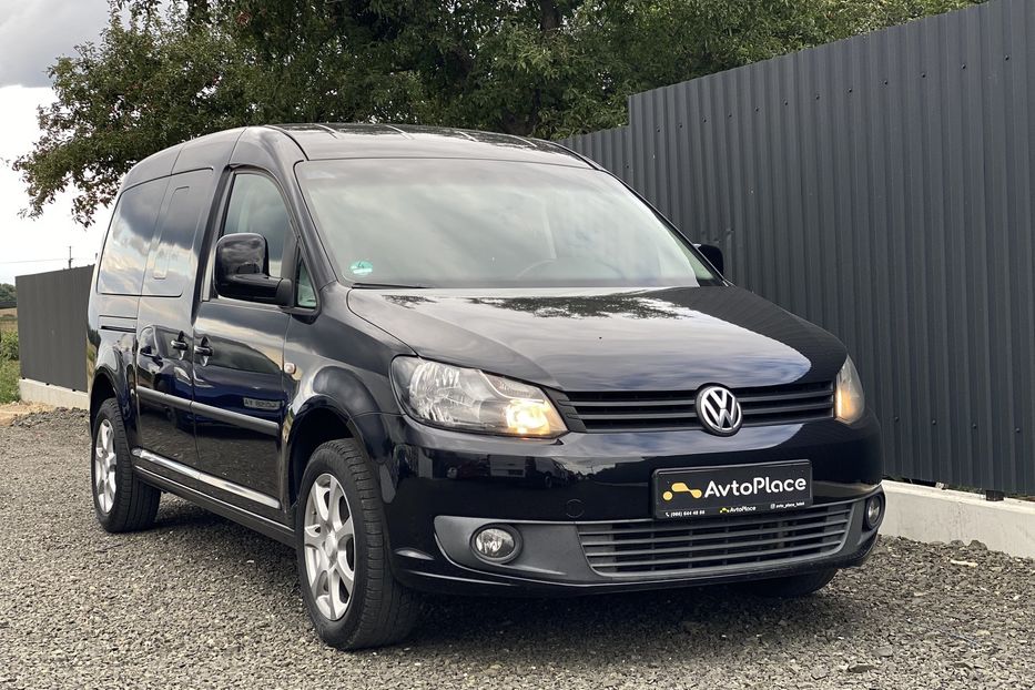 Продам Volkswagen Caddy пасс. Maxi 2010 года в Луцке