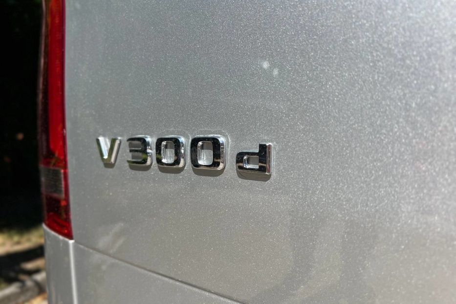 Продам Mercedes-Benz V-Class 2021 года в Черновцах
