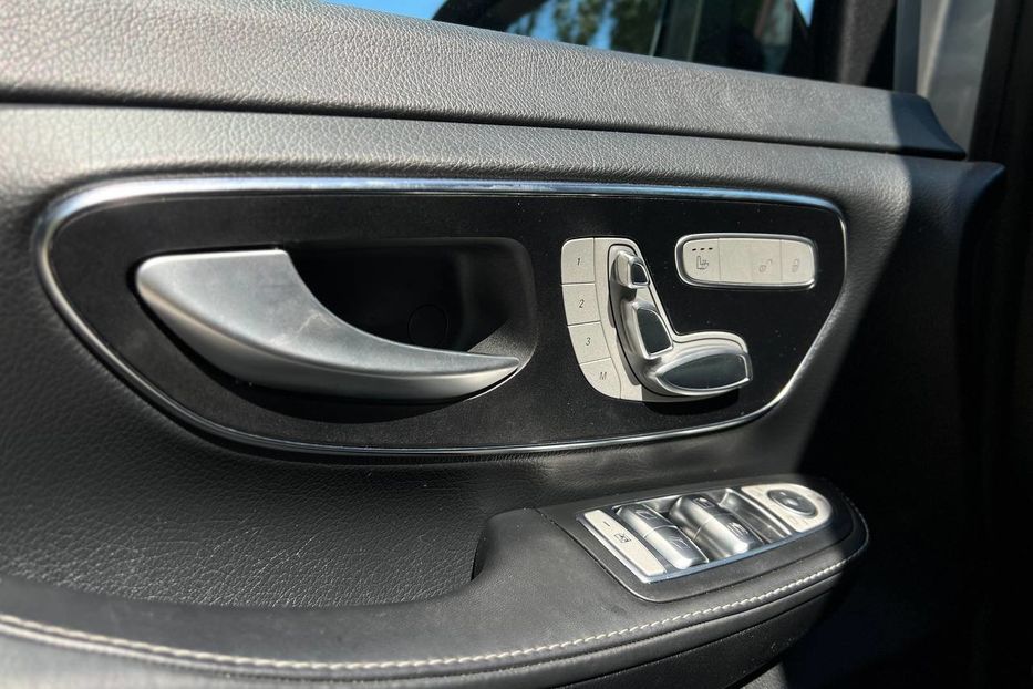 Продам Mercedes-Benz V-Class 2021 года в Черновцах