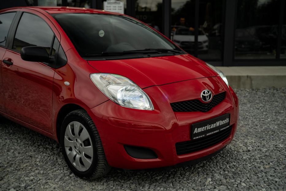 Продам Toyota Yaris 2011 года в Черновцах