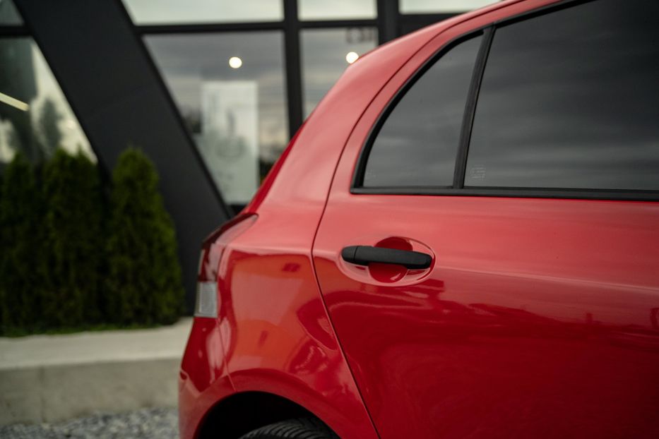 Продам Toyota Yaris 2011 года в Черновцах