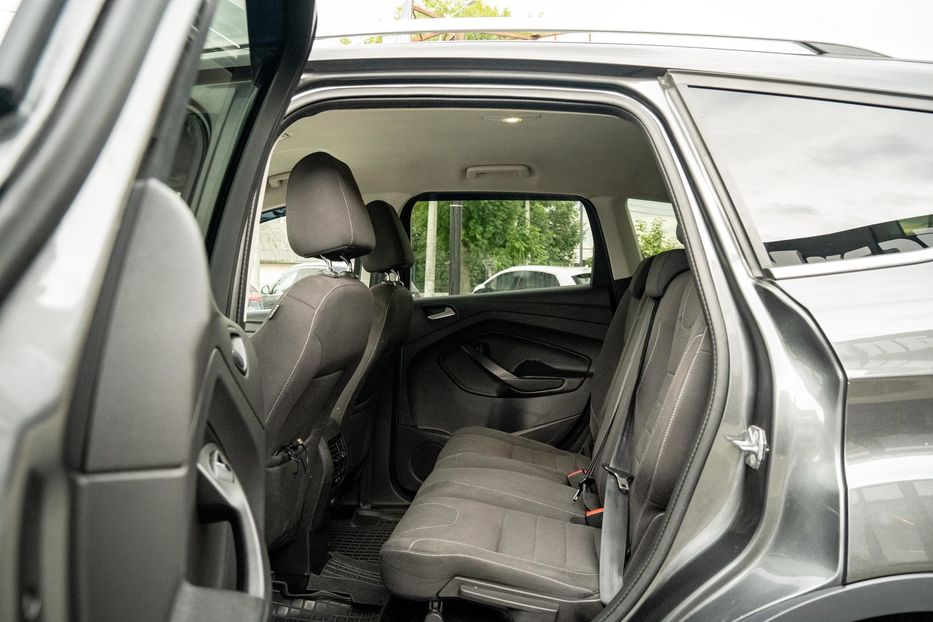 Продам Ford Kuga 2015 года в Черновцах