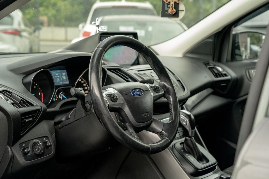 Продам Ford Kuga 2015 года в Черновцах