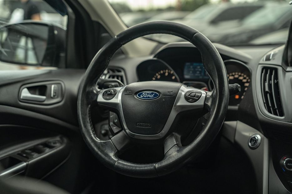 Продам Ford Kuga 2015 года в Черновцах
