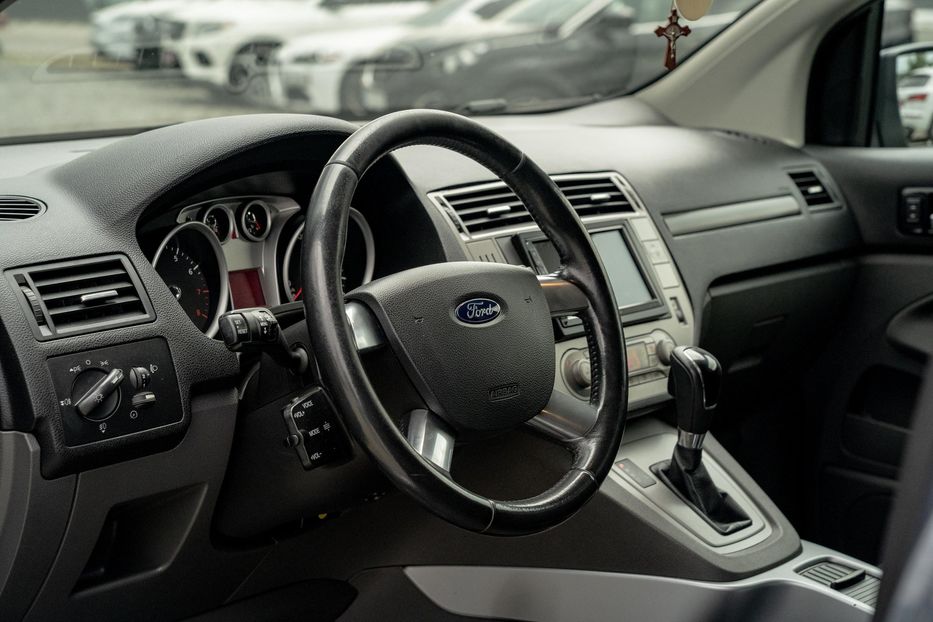 Продам Ford Kuga 2012 года в Черновцах