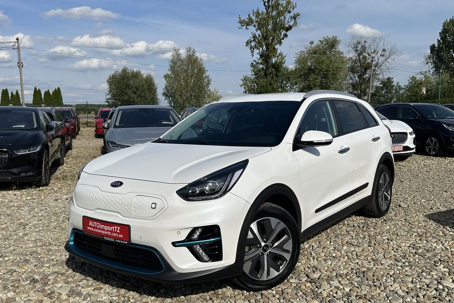 Продам Kia Niro 64 кВт ЗАРЕЗЕРВОВАНО 2021 года в Львове