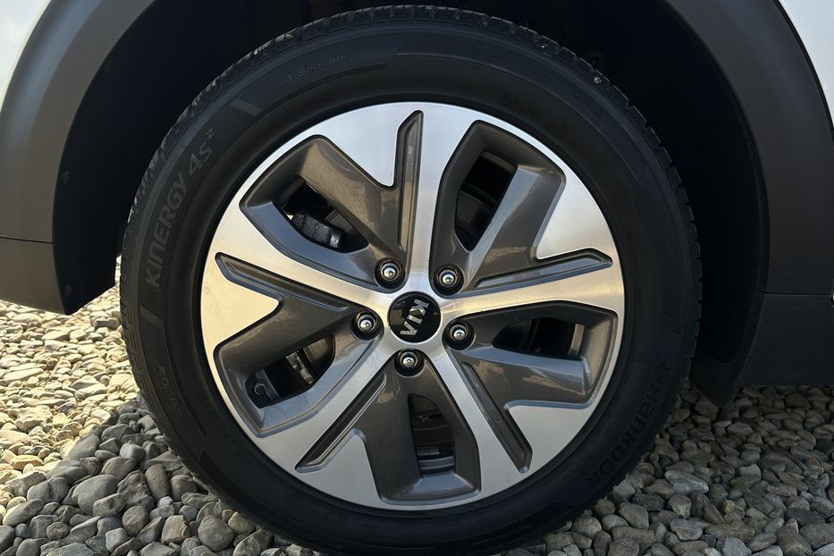 Продам Kia Niro 64 кВт ЗАРЕЗЕРВОВАНО 2021 года в Львове