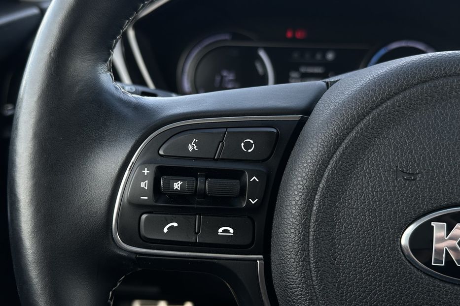 Продам Kia Niro 64 кВт ЗАРЕЗЕРВОВАНО 2021 года в Львове