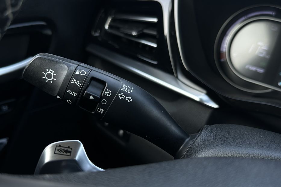Продам Kia Niro 64 кВт ЗАРЕЗЕРВОВАНО 2021 года в Львове