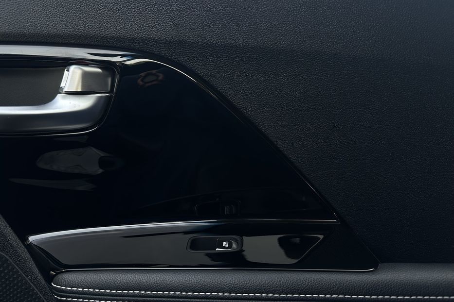 Продам Kia Niro 64 кВт ЗАРЕЗЕРВОВАНО 2021 года в Львове