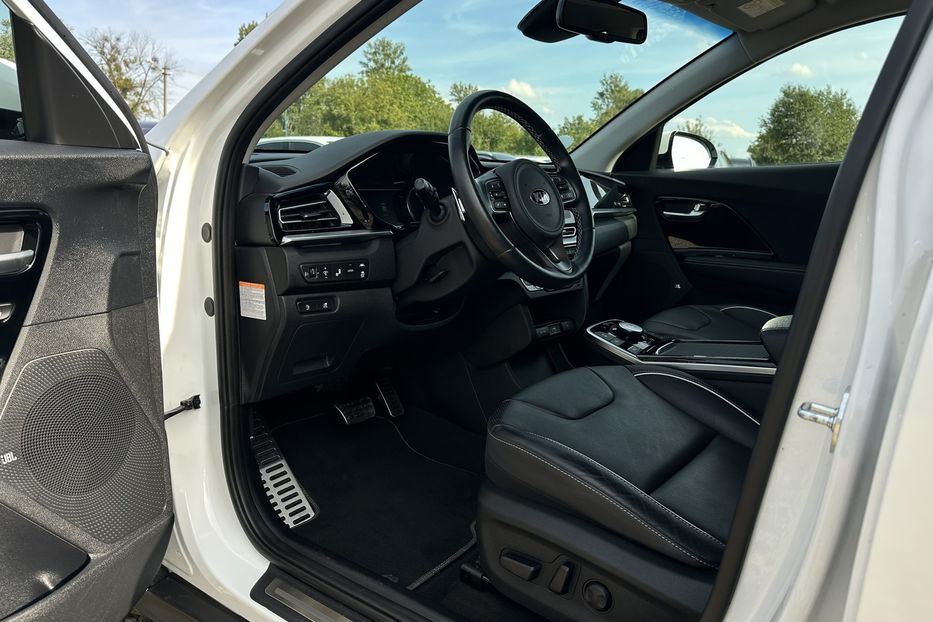 Продам Kia Niro 64 кВт ЗАРЕЗЕРВОВАНО 2021 года в Львове